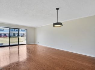 336 English Pl, Basking Ridge, NJ 07920