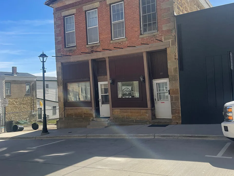 38 High St #4