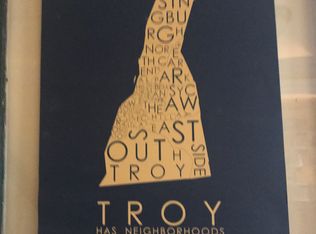 2213 5th Ave APT 2, Troy, NY 12180