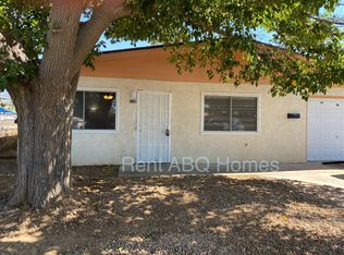 228 Espejo St NE, Albuquerque, NM 87123
