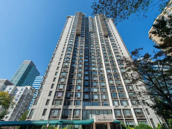 45 River Dr South image 28 of 32