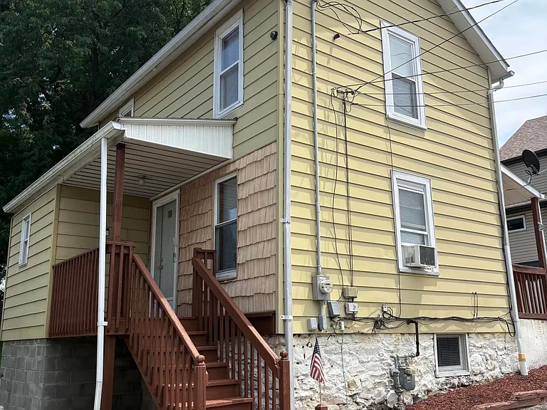 264 High Blvd — Photo 2
