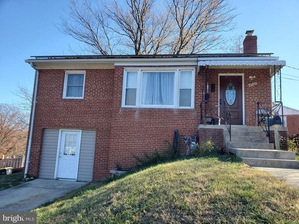 4905 66th Ave, Hyattsville, MD 20784