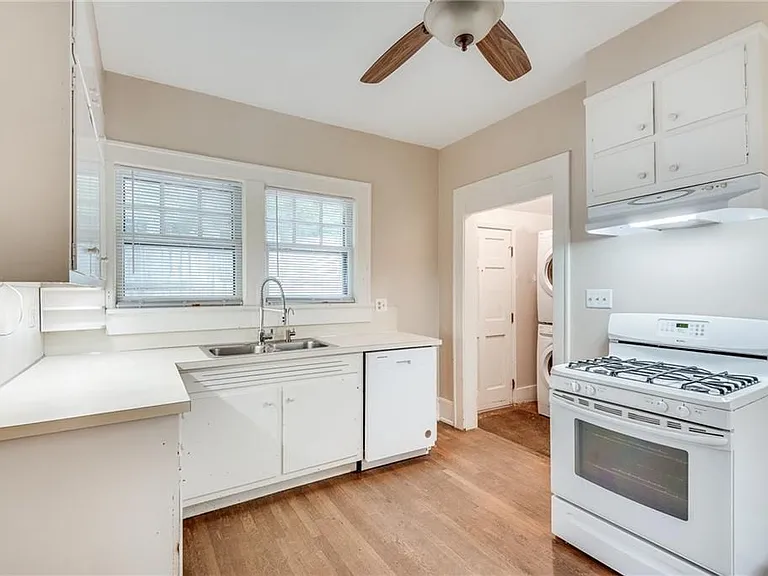 1424 Emory Rd — Photo 18