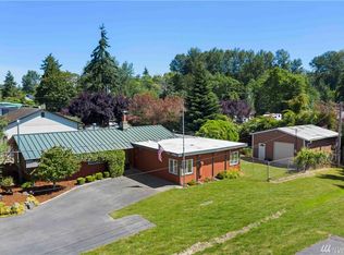 24826 16th Ave S, Des Moines, WA 98198