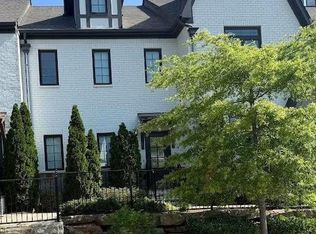 962 Lennox Blvd, Vestavia Hills, AL 35216