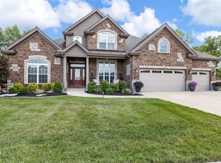 1032 Bellevaux Pl, Saint Charles, MO