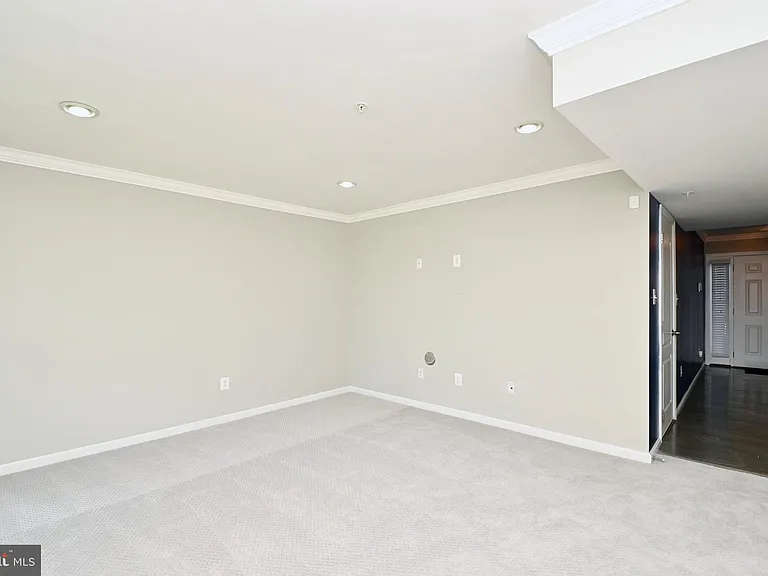 11177 Southport Pl — Photo 35