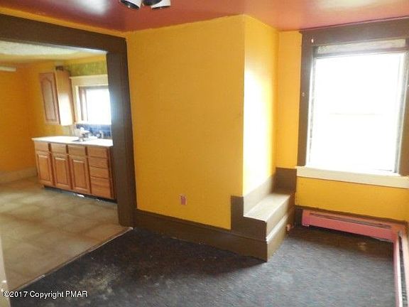 5th image of 629 Cypress St