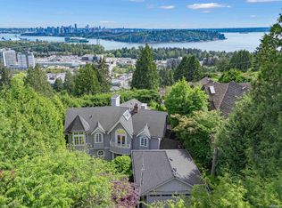 880 Younette Dr, West Vancouver, BC V7T1S9