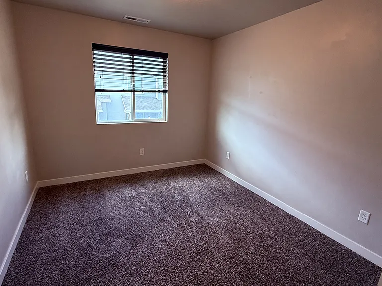 298 E Cordoba Dr — Photo 17