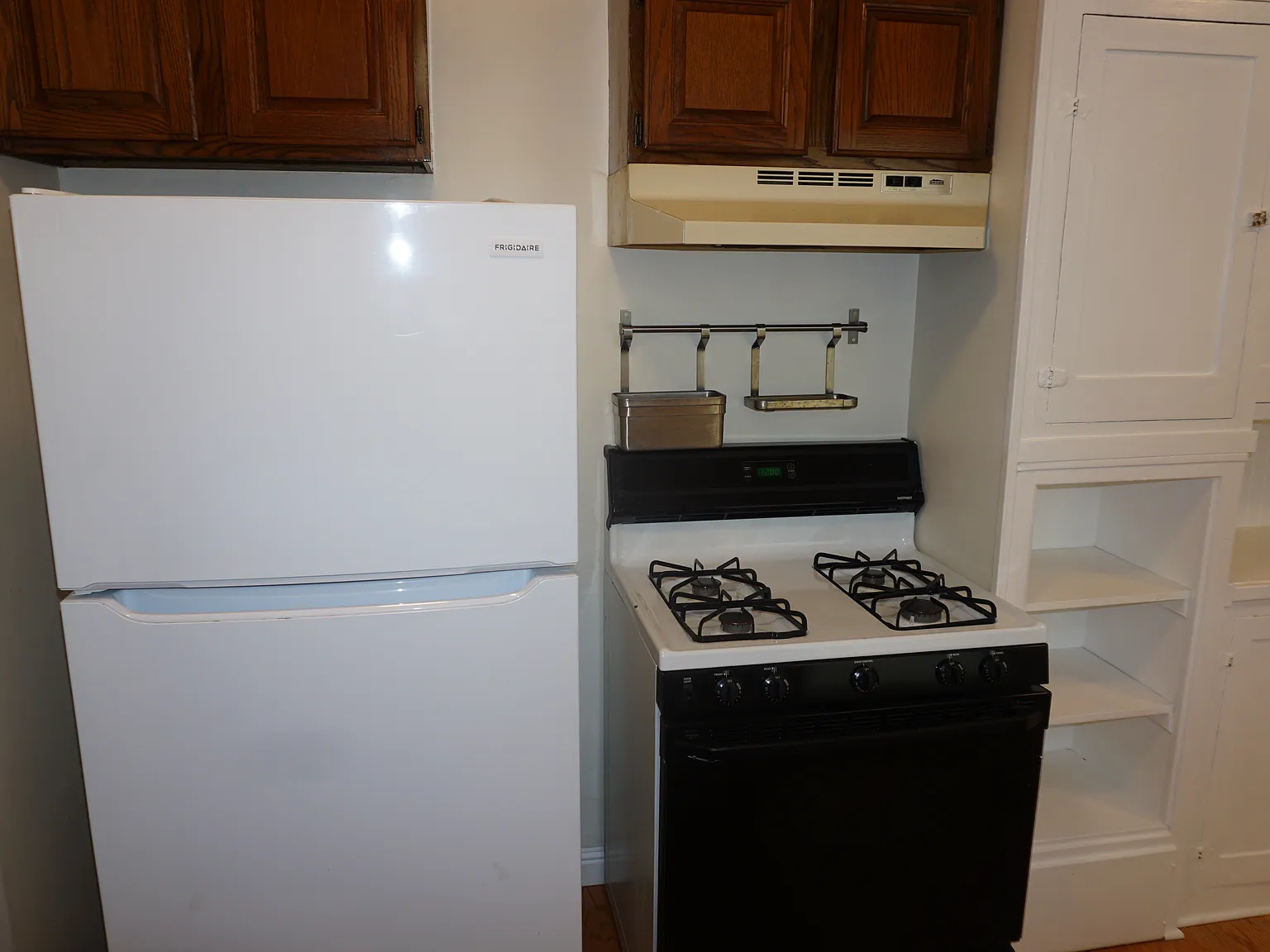 Studio, $3,950 — Photo 4