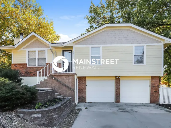 1401 NE 114th St, Kansas City, MO 64155