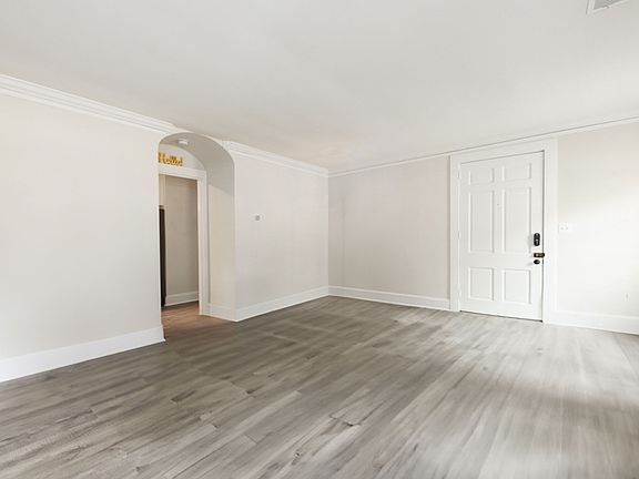 4th image of 208 Leftwich St