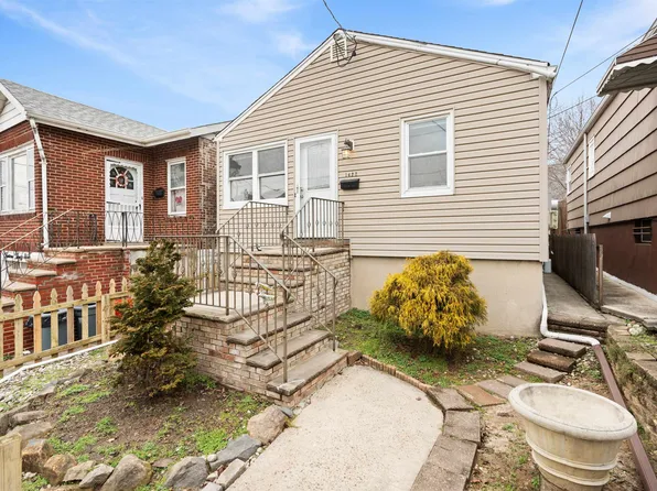 1426 45th St, North Bergen, NJ 07047