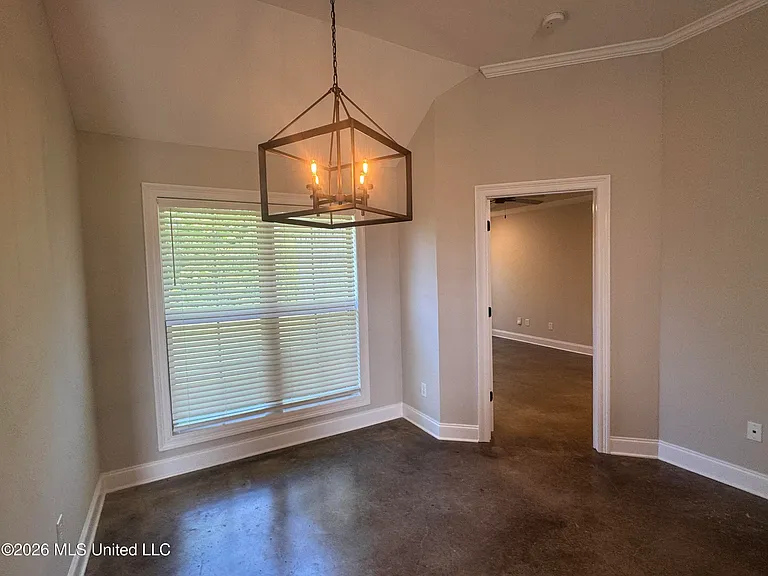 102 Rotherfield Pl — Photo 8
