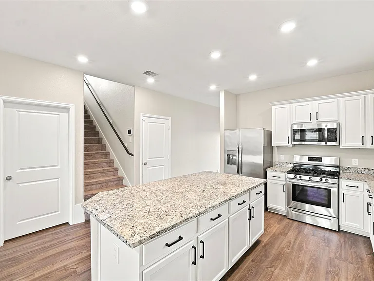 32311 Melbrooke Dr — Photo 14