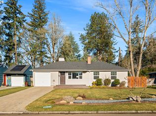 12175 SW Edgewood St, Portland, OR 97225