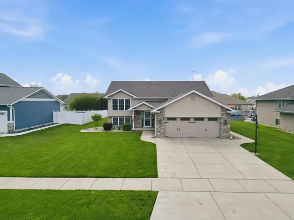 14720 Euclid St, Cedar Lake, IN 46303
