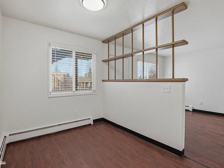 415 N Bragaw — Photo 24