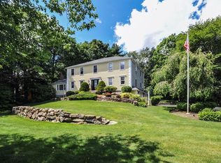 116 Ledgewood Dr, Hanover, MA 02339