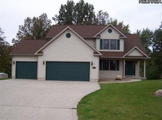 269 Chart Rd, Cuyahoga Falls, OH 44223