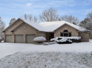 5237 N Thomas Rd, Freeland, MI 48623