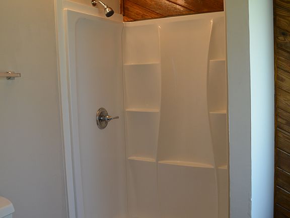 5th image of 2041 Washington Ave #1