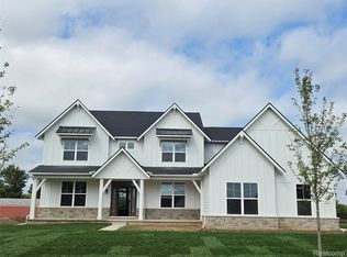 3669 Kinsley Blvd, Ann Arbor, MI 48105