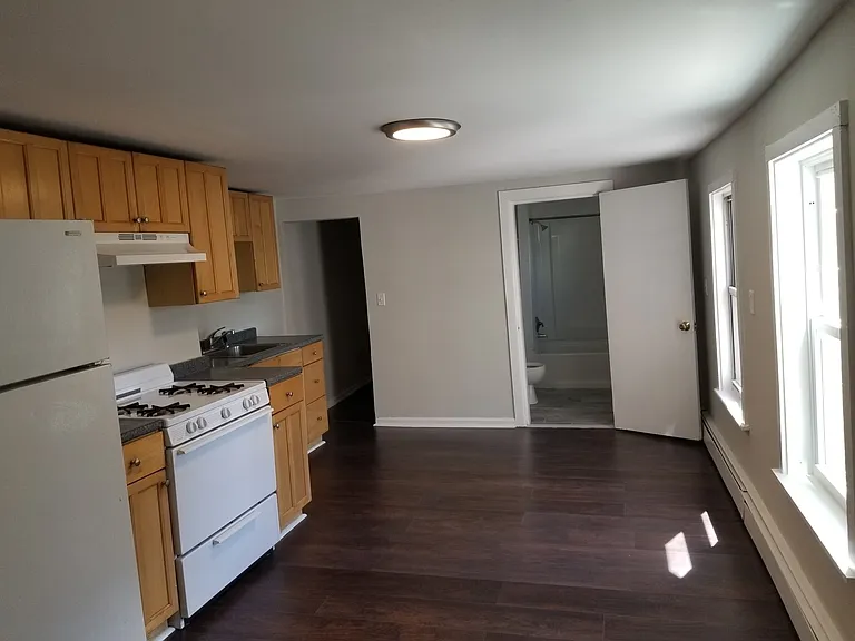 247 Bennington St #1 — Photo 13