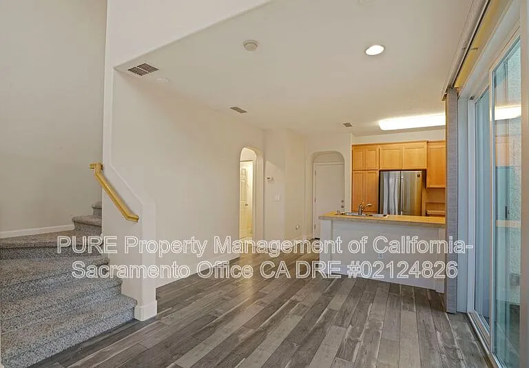 11091 International Dr — Photo 7