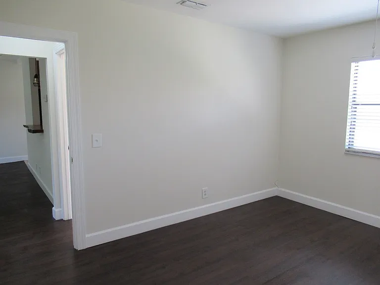 810 Park Pl — Photo 18