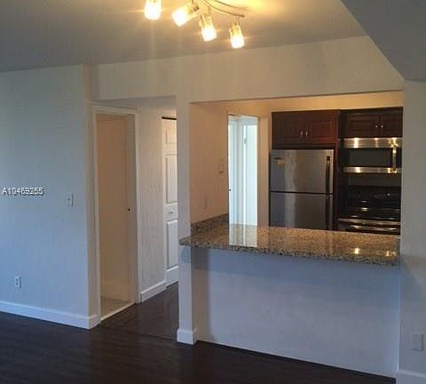 2nd image of 2715 Tigertail Ave APT 404