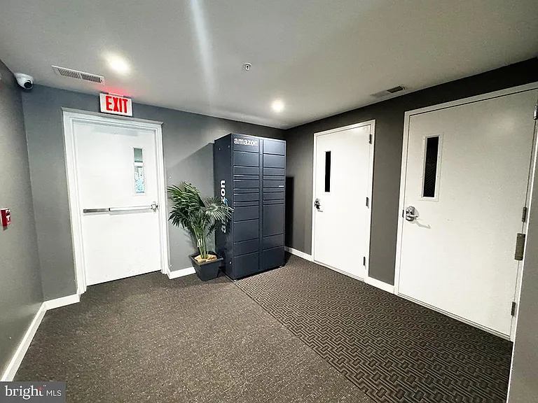 700 Roeder Rd #103 — Photo 17