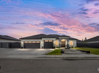 1008 Eckmann St, Shafter, CA 93263