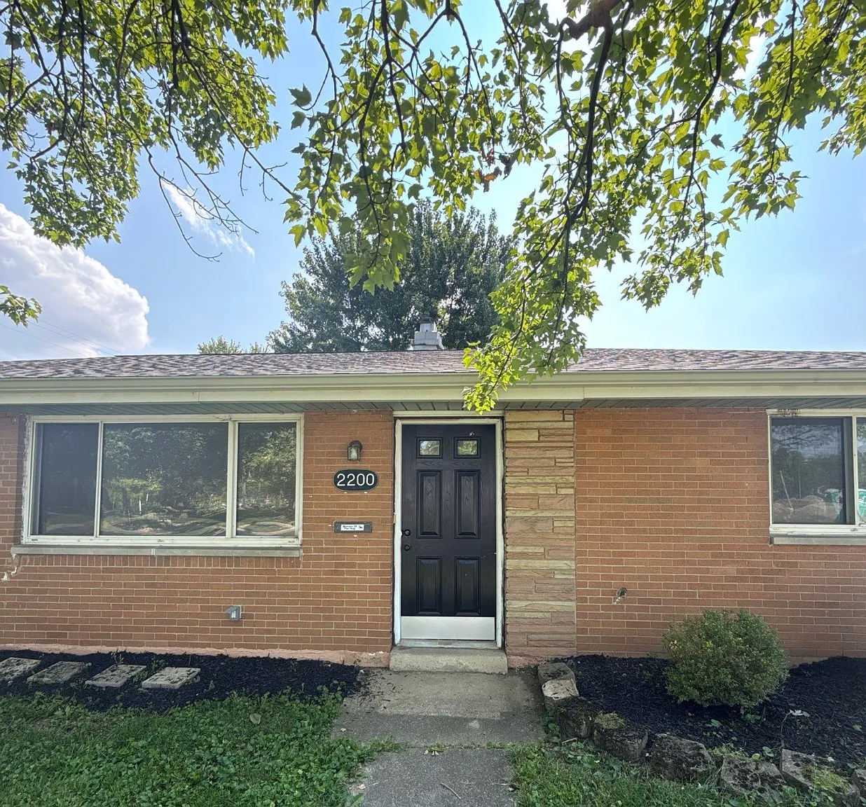 2200 Yorkshire Place - 1 — Photo 1