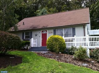 370 Red School Rd, Morgantown, PA 19543