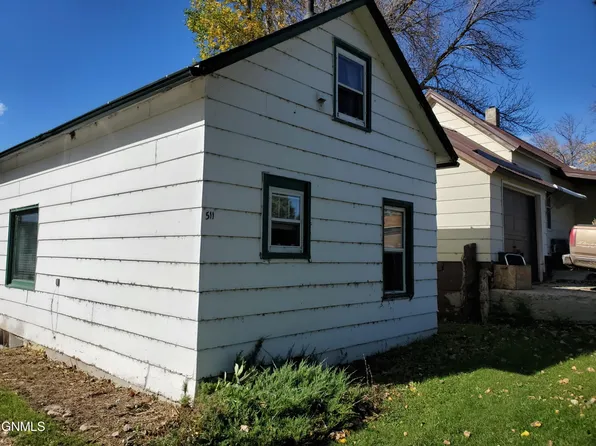 511 2nd Ave W, Gackle, ND 58442