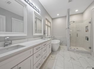 14611 Twin Pines Ln, Lindale, TX 75771