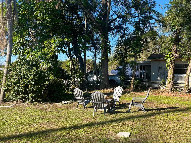 2602 E Yukon St — Photo 9