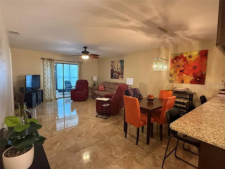 38350 Ironwood Pl #5 — Photo 8
