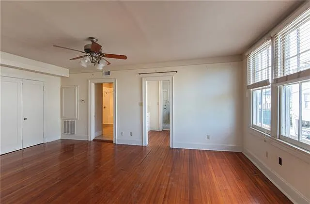 2108 Broadway St — Photo 4