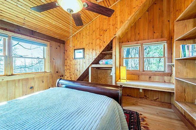 2 bed, 1.5 bath, 2375 sqft, $2,350 — Photo 4