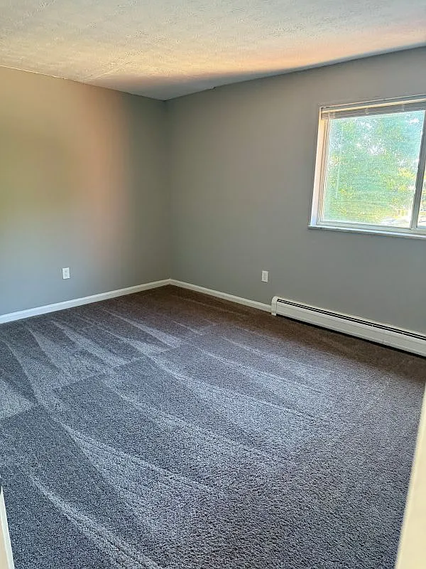Woodhill Apartments — Photo 3