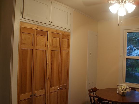 Kitchen pantry & storage