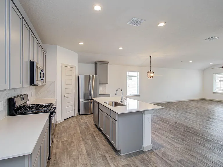 14543 Rain Tree Dr — Photo 13