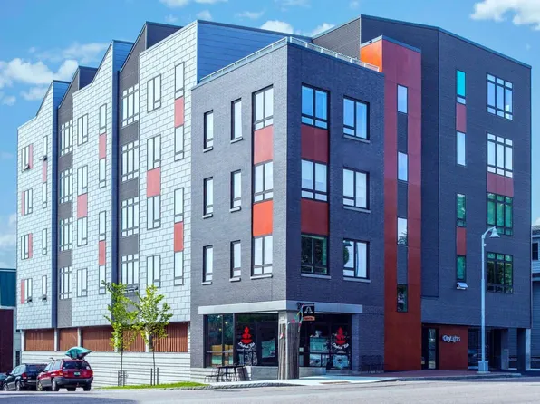 City Lights Modern, Luxury Living in Downtown Winooski, 106 E Allen St #302, Winooski, VT 05404