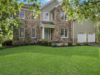 2270 Hedgerow Ln, Furlong, PA, 18925