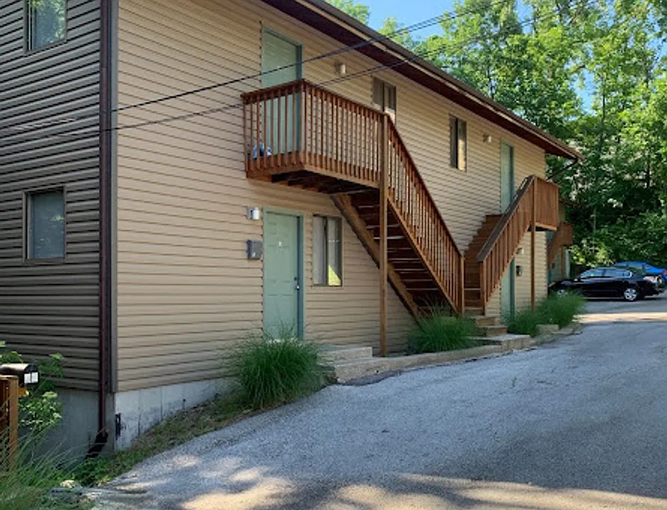 1626 University Ave
