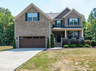 2811 Bingham Dr, Haw River, NC 27302